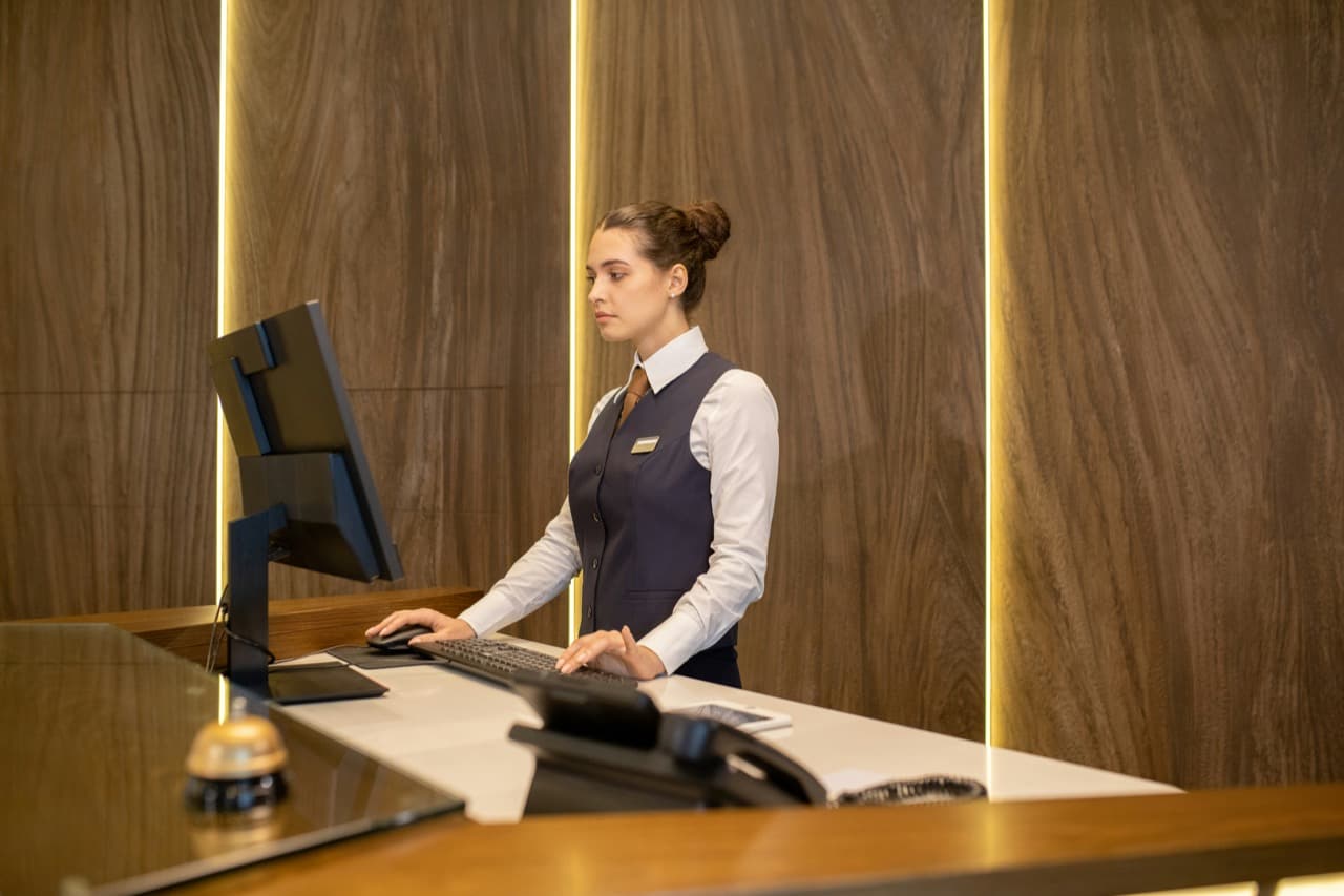 The Hospitality B2B Guide to Digital Concierge Services in 2026